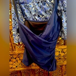 Miraclesuit Navy Blue Draped Top tankini/paisley blue/white skirted bottom 10